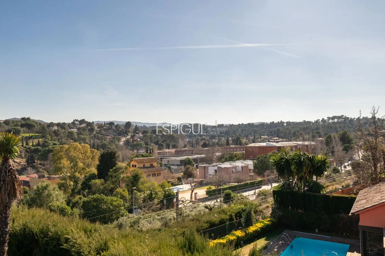 Exterior view of Houses for sale in Sant Cugat del Vallès  with Air Conditioner, Heating and Parquet flooring
