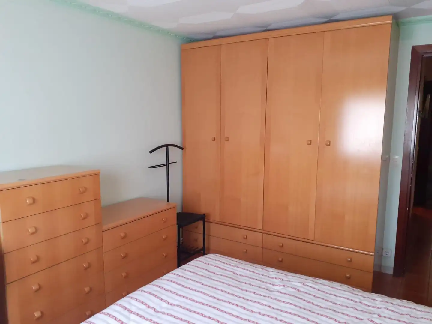 Habitación de Piso de alquiler en Mollet del Vallès con Aire acondicionado, Calefacción y Amueblado