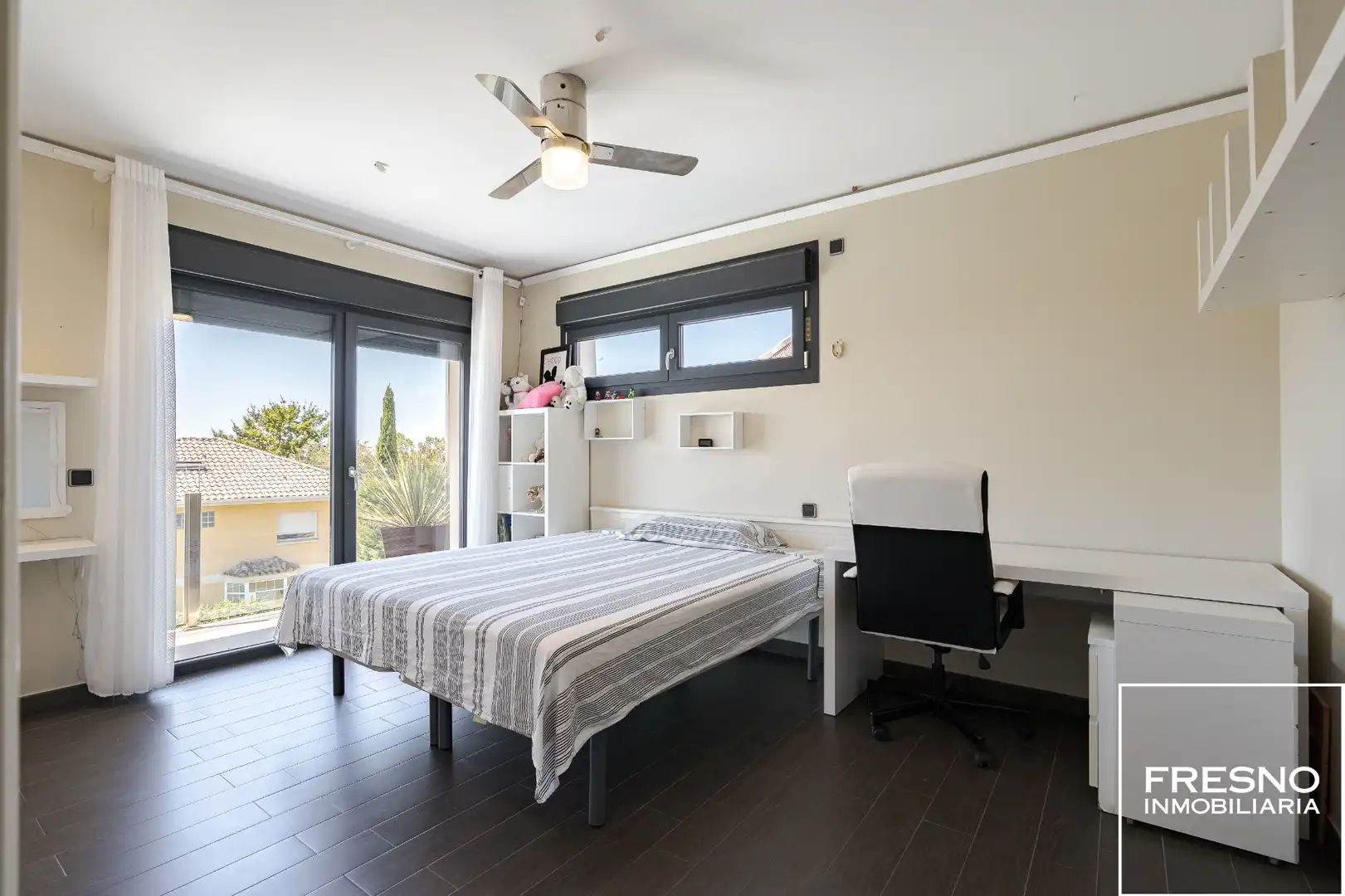 Habitación de Casa o chalet en venta en Cobeña con Aire acondicionado, Calefacción y Jardín privado