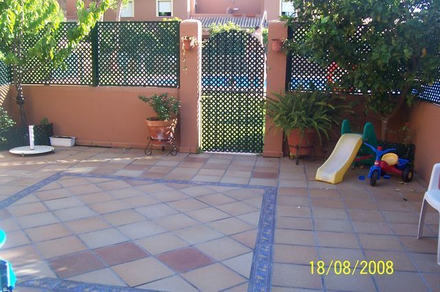 Jardí de Casa o xalet en venda en Chiclana de la Frontera amb Jardí privat, Terrassa i Piscina