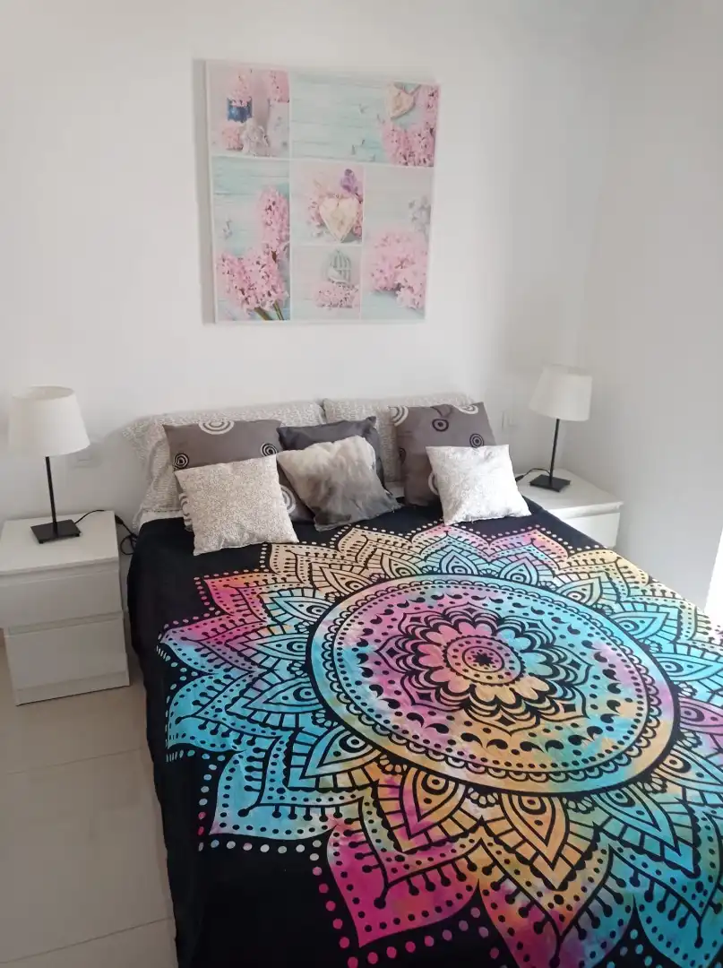 Dormitori de Apartament de lloguer en Arona amb Moblat, Microones i Balcó