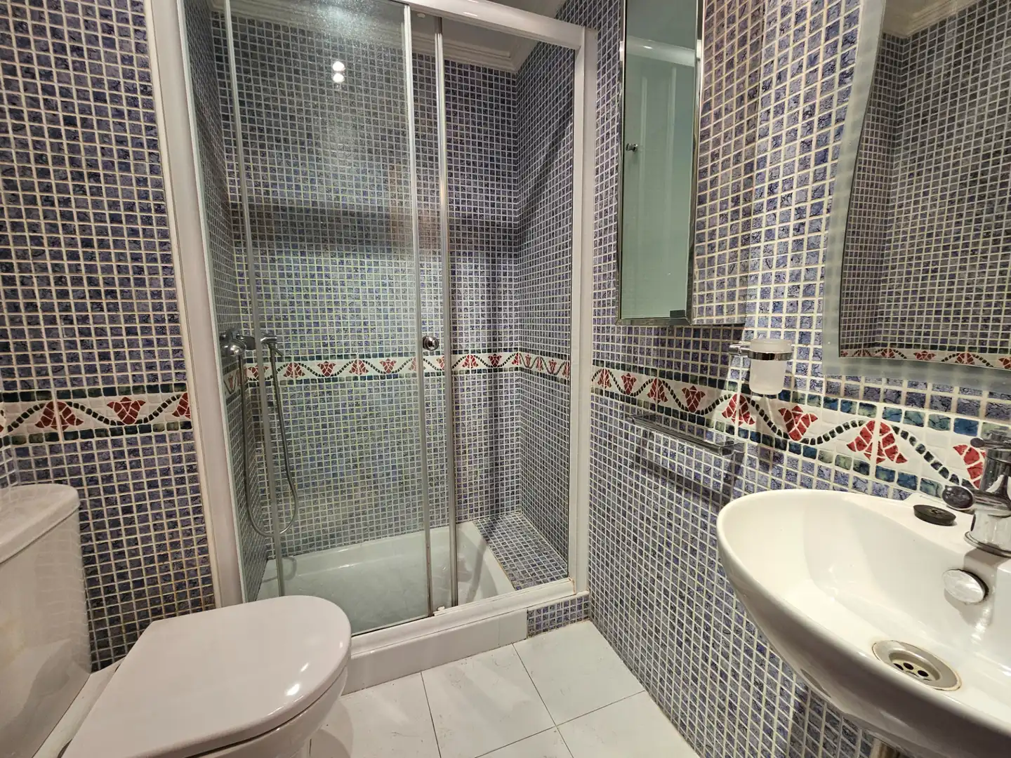 Bathroom of Flat for sale in Macarena