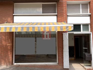 Local commercial à vendre à Can Fatjó - Sant Jordi Park - Plana del Castell