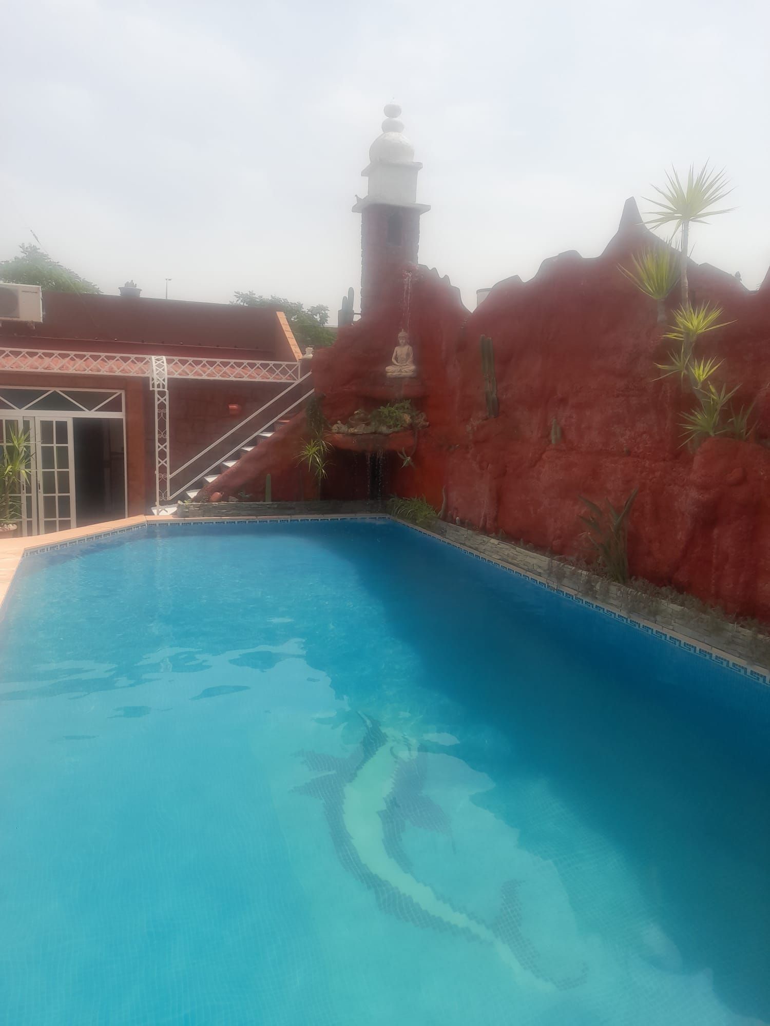 Swimming pool of House or chalet for sale in Brenes  with Air Conditioner, Private garden and Swimming Pool