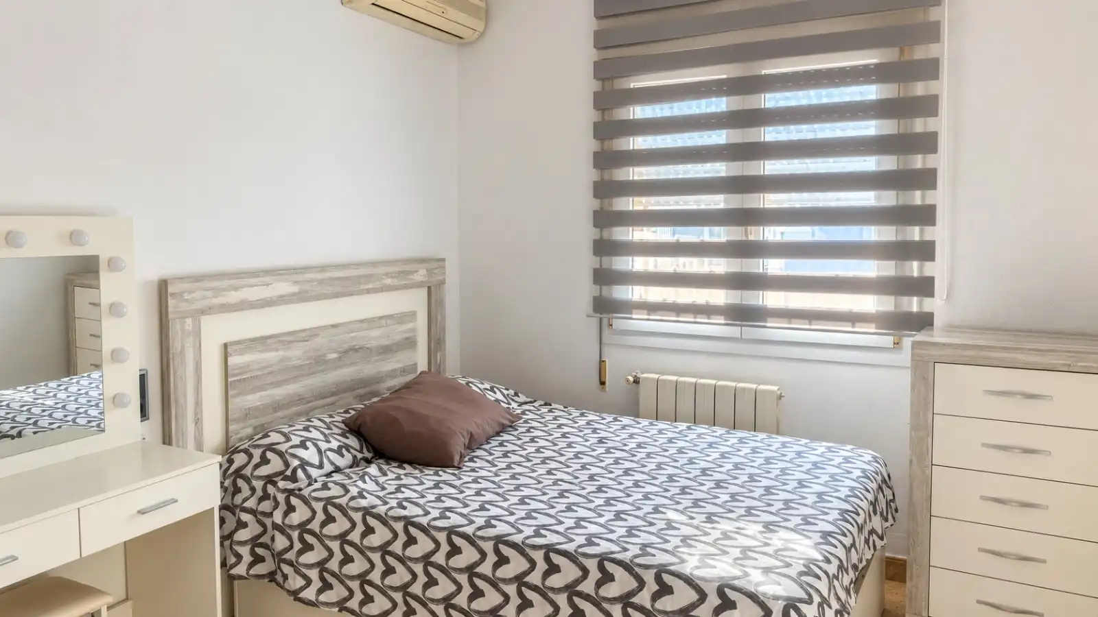 Detached house with pool for sale in La Conarda, imagen 8