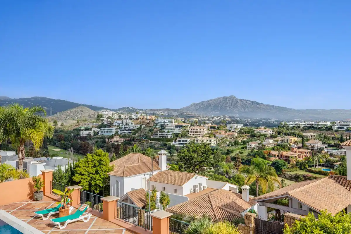 Chalet con piscina en venta en Calle Benahavis, imagen 30