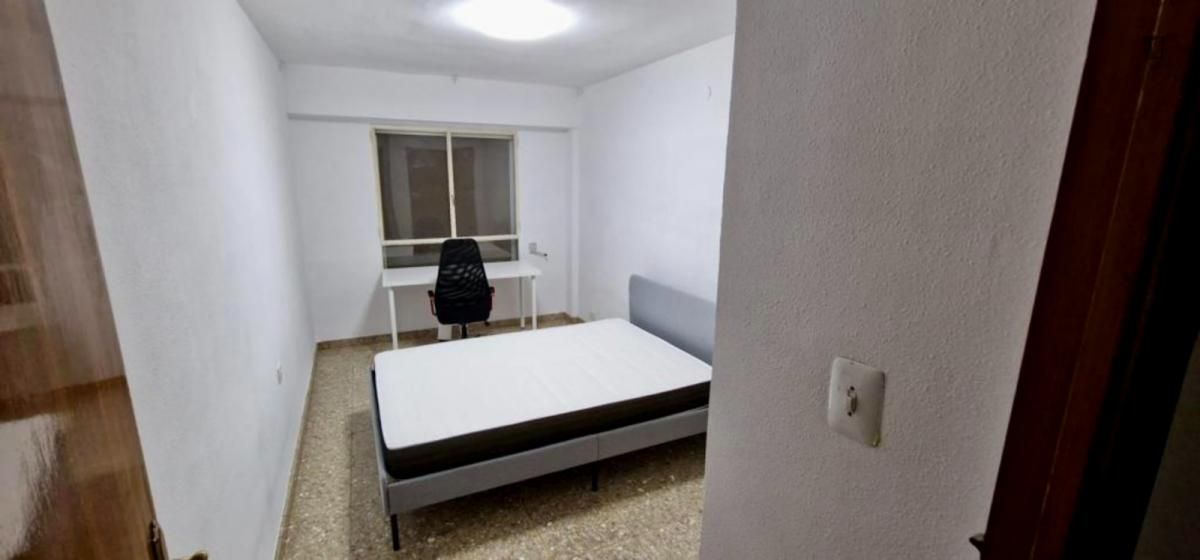 Apartament per a compartir a Centre - Zona Alta