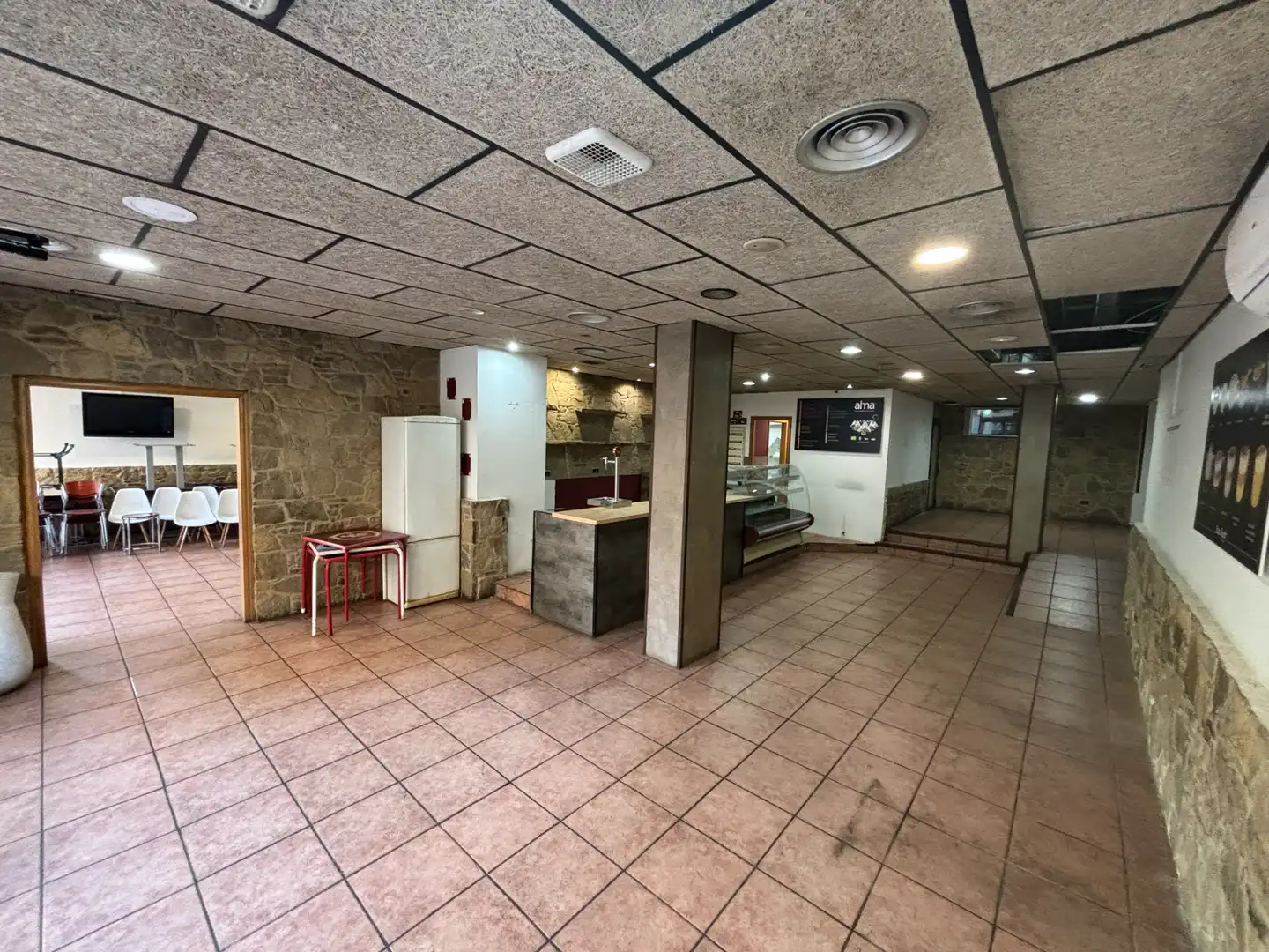 Locale commerciale in affitto a Carrer Vista Alegre 1
