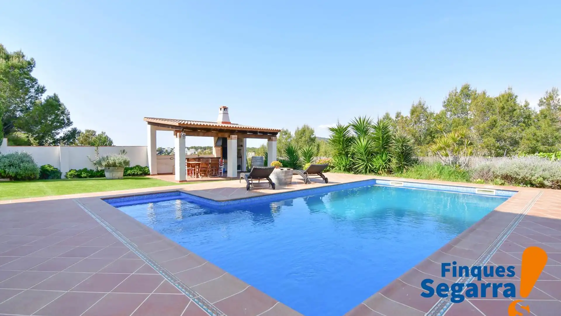 Piscina de Casa o xalet en venda en El Vendrell amb Terrassa i Piscina comunitària