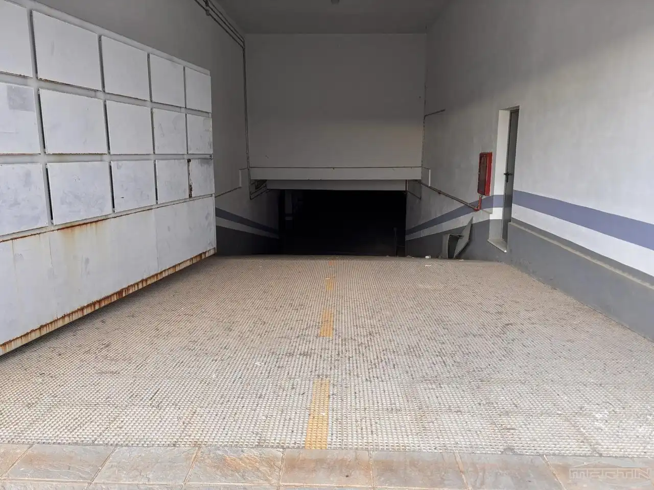 Parkplatz von Garage zur Miete in Lucena