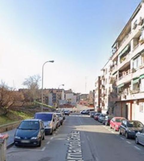 Foto 2 de Piso en venta en Numancia, Madrid Capital