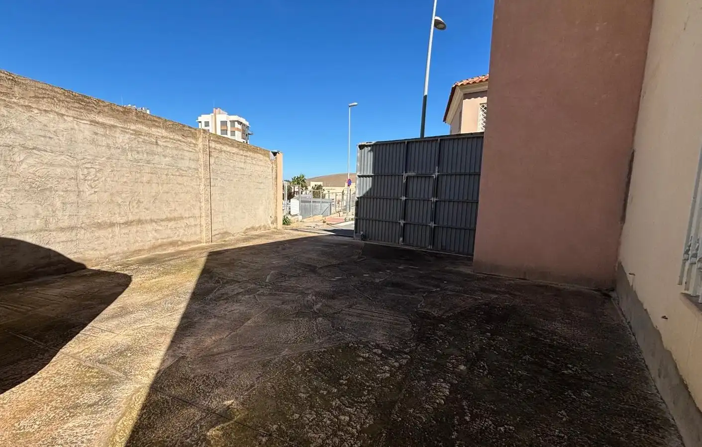 Vista exterior de Casa o chalet en venta en Cartagena con Terraza y Amueblado