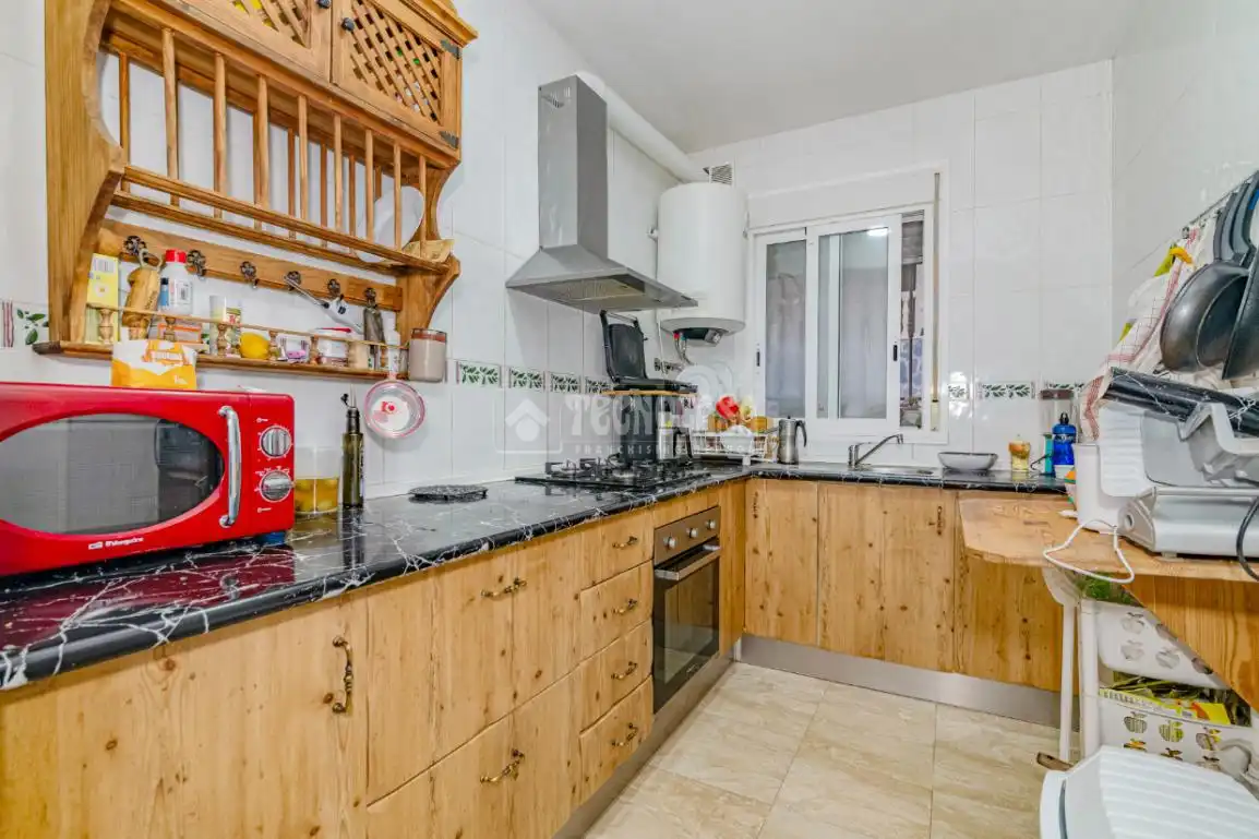 Kitchen of Flat for sale in Encinas Reales  with Air Conditioner, Heating and Furnished