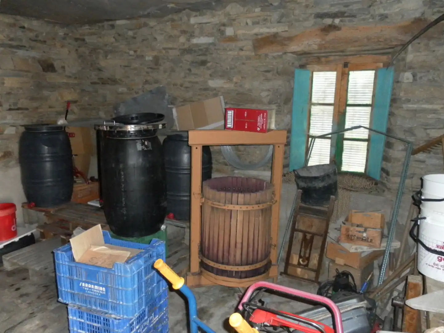 Casa o chalet en venta en Lucillo con Calefacción, Parquet y Trastero