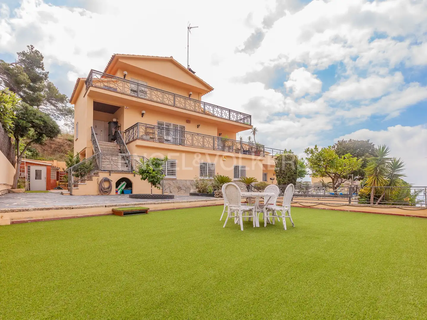 Terraza de Casa o chalet en venta en Mataró con Aire acondicionado, Calefacción y Jardín privado