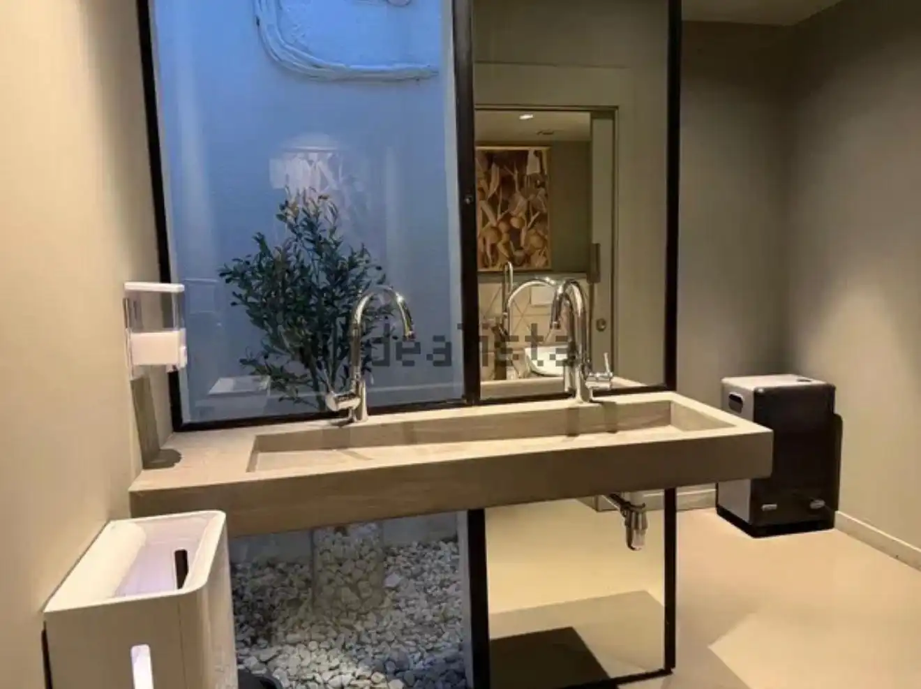 Local comercial en traspaso en Centre - Sant Oleguer, imagen 9