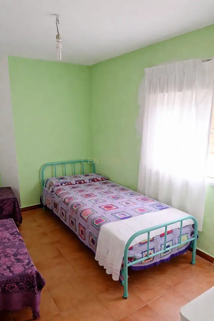 Habitación de Casa adosada en venta en Herrera de Alcántara con Trastero