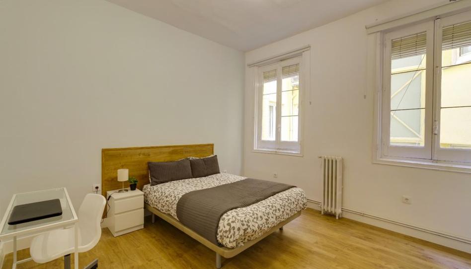 Foto 1 de Apartament per a compartir a Jerónimos, Madrid