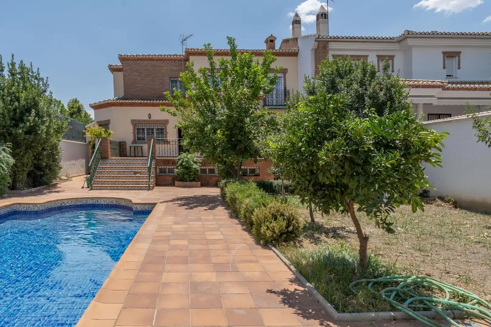 Piscina de Casa o xalet en venda en Santa Fe amb Aire condicionat, Calefacció i Jardí privat