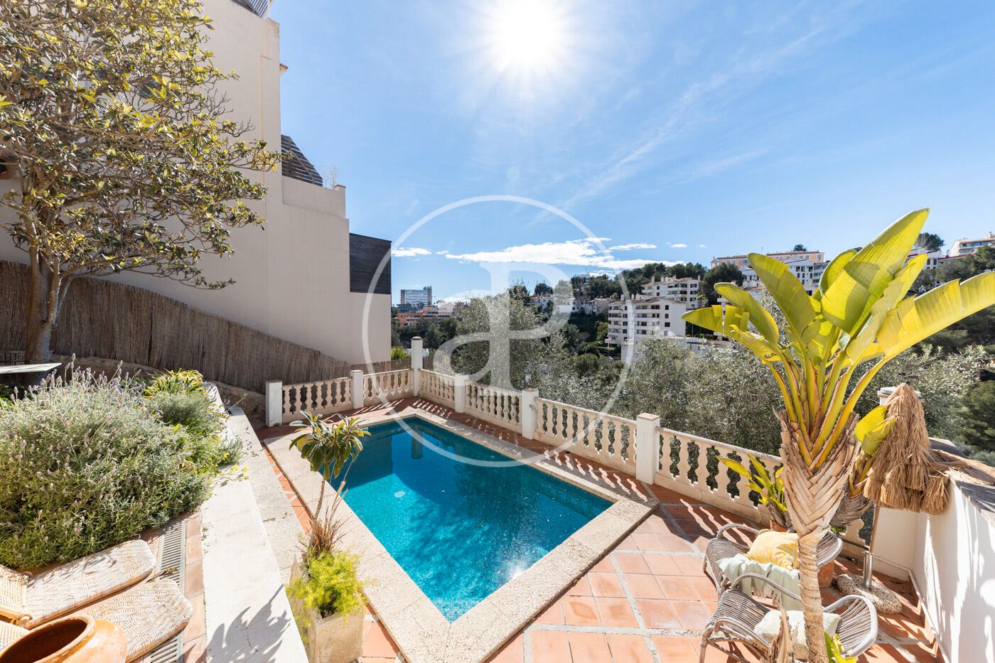 Vista exterior de Casa o xalet en venda en  Palma de Mallorca amb Terrassa i Piscina