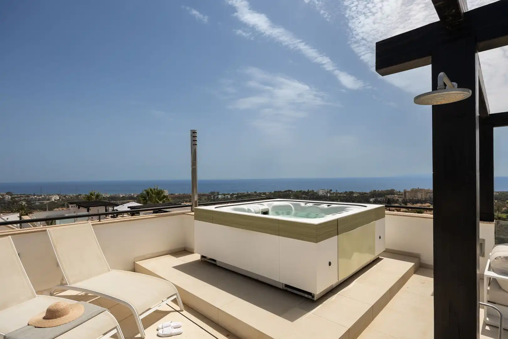 Villa mit Terrasse zum Verkauf in Las Chapas - El Rosario, imagen 20
