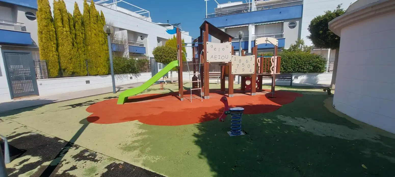 Aparcament de Casa adosada en venda en Almenara amb Aire condicionat, Calefacció i Terrassa