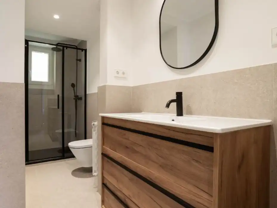Piso con ascensor en venta en Carrer Caterina Albert 3, imagen 11