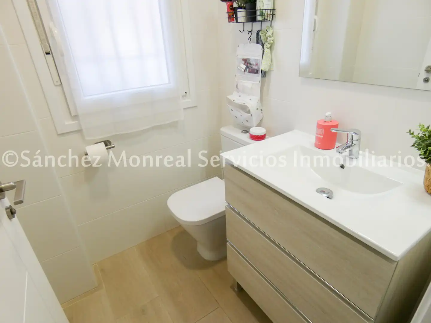 Baño de Casa o chalet en venta en Alcázar de San Juan con Aire acondicionado, Calefacción y Trastero
