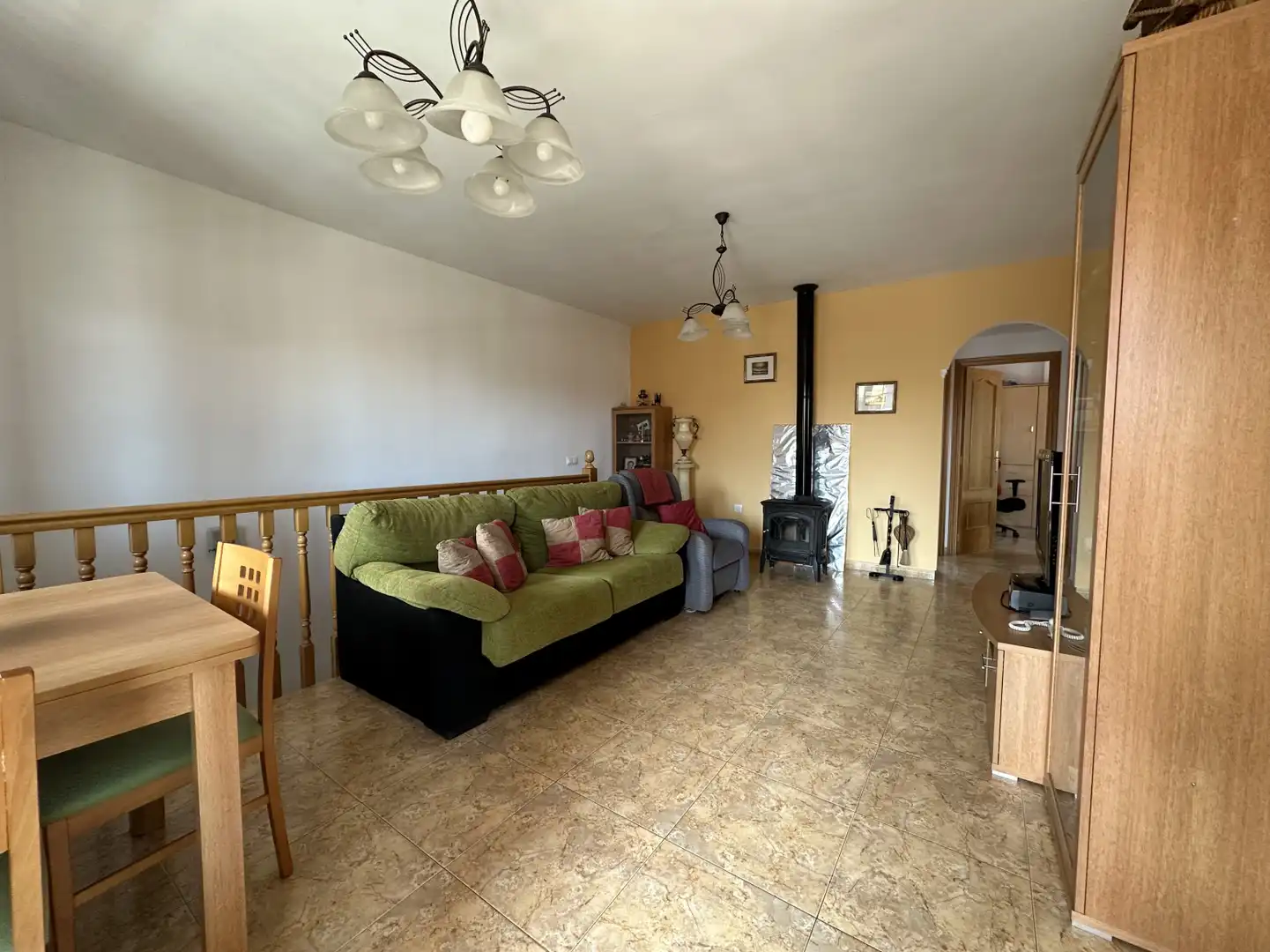 Sala de estar de Casa o chalet en venta en Almonacid de la Sierra con Aire acondicionado, Calefacción y Terraza