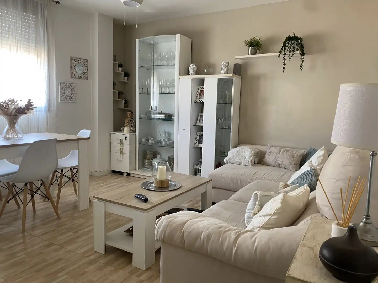 Sala d'estar de Pis en venda en Xirivella amb Calefacció, Jardí privat i Traster