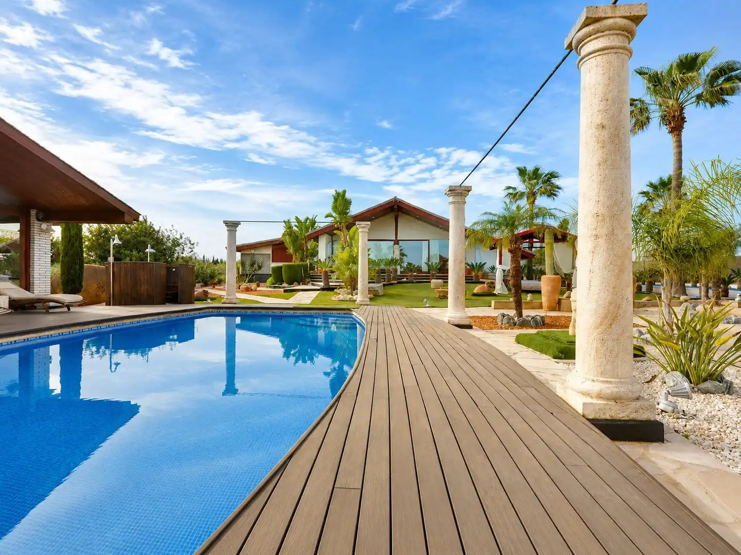 Swimming pool of Houses for sale in L'Ampolla