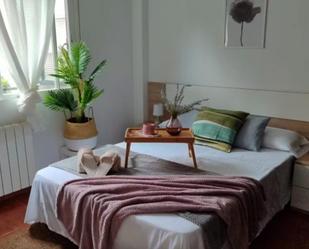 Bedroom of Apartment to share in  Madrid Capital  with Air Conditioner, Heating and Furnished