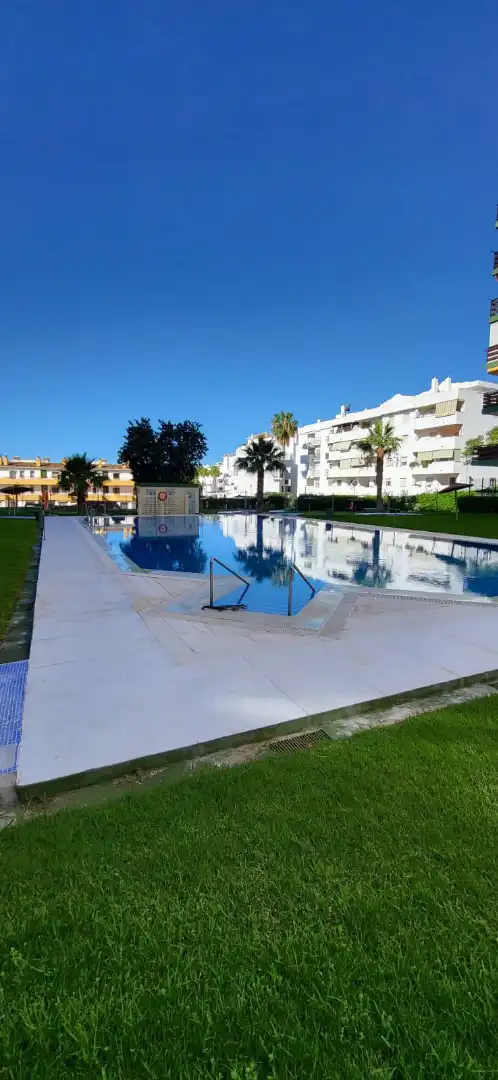 Piscina de Estudi de lloguer en Benalmádena amb Aire condicionat, Moblat i Rentadora