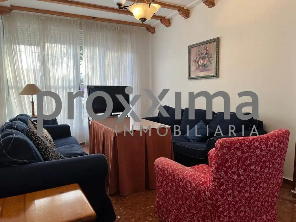 Living room of Houses for sale in Sevilla  with Air Conditioner, Terrace and Storage room