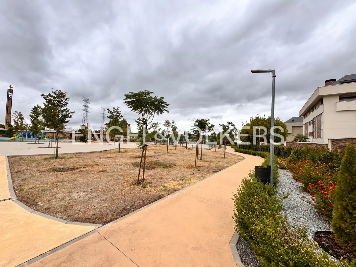 Flat for rent in Majadahonda  with Air Conditioner, Heating and Private garden