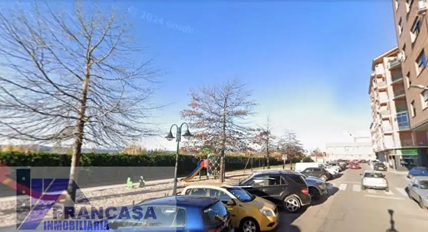 Piso con ascensor en venta en Tres Olivos - La Piedad