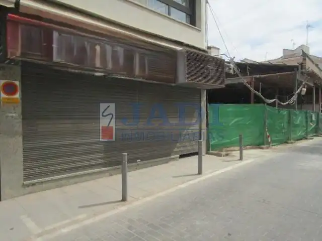 Local de alquiler en Valdepeñas con Aire acondicionado y Amueblado