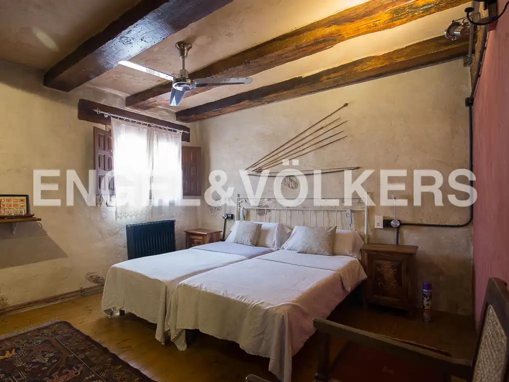 Habitación de Casa o chalet en venta en Enguera con Aire acondicionado, Calefacción y Jardín privado