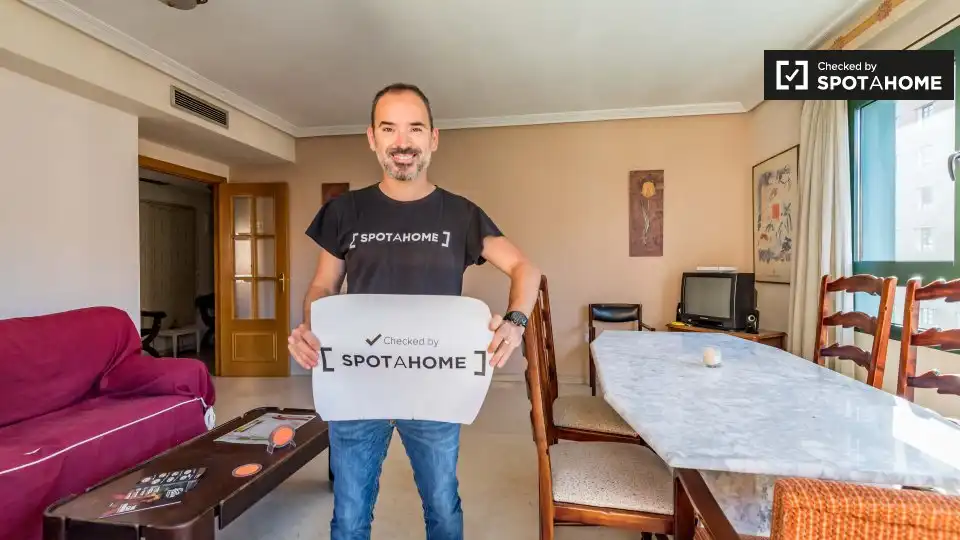 Habitación en Ciutat de les Ciències i de les Arts - Justicia