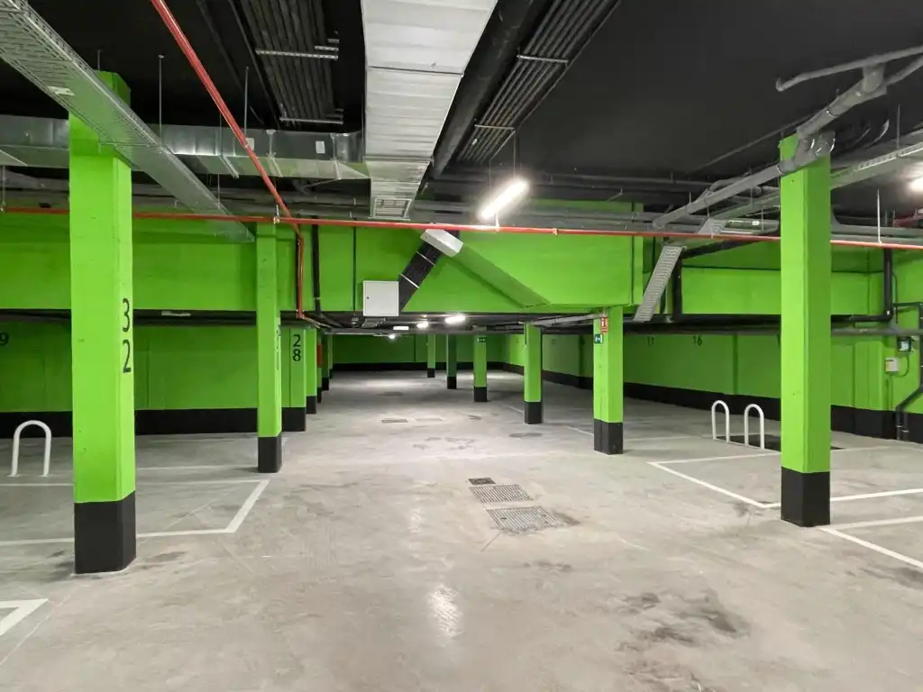 Planta baixa de lloguer a Calle Democracia De La, La Navata