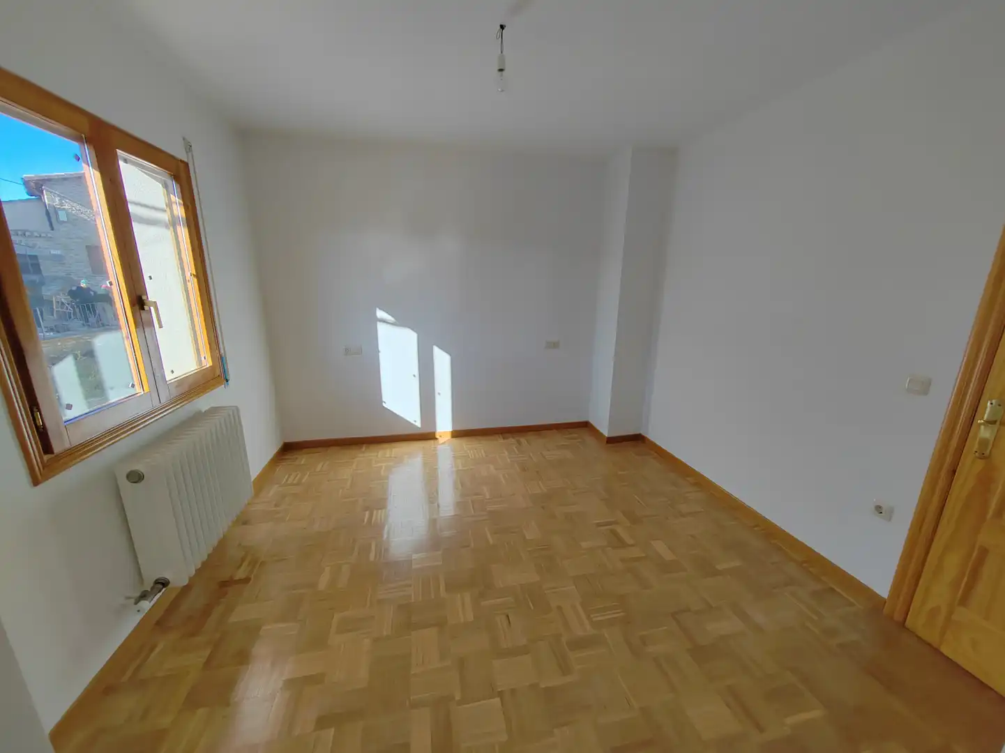 Casa o chalet en venta en Isuerre con Parquet, Piscina y Piscina comunitaria