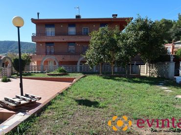 Casa con piscina in vendita a del Mirador