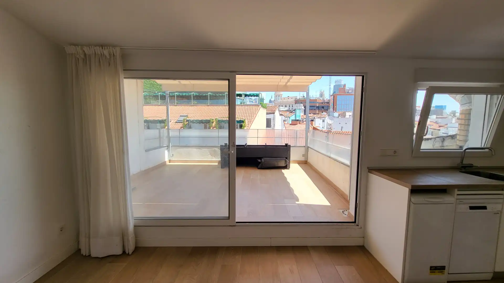 Terrasse von Dachboden zum Verkauf in Madrid mit Klimaanlage, Heizung und Terrasse