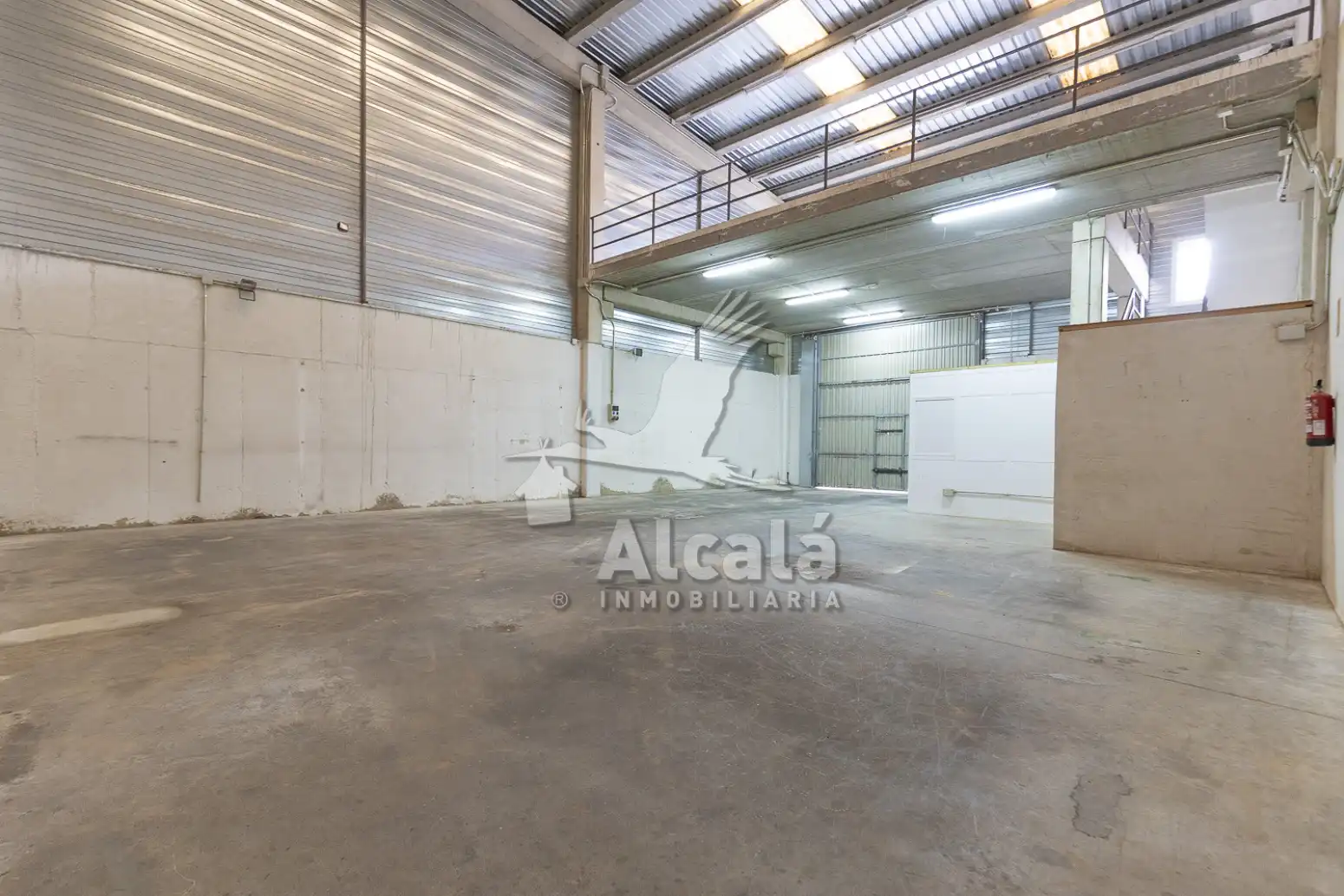 Industrial buildings for sale in Daganzo de Arriba, Madrid