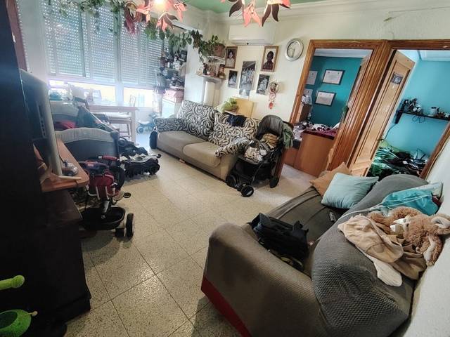 Piso en Venta en josé oto en La Jota