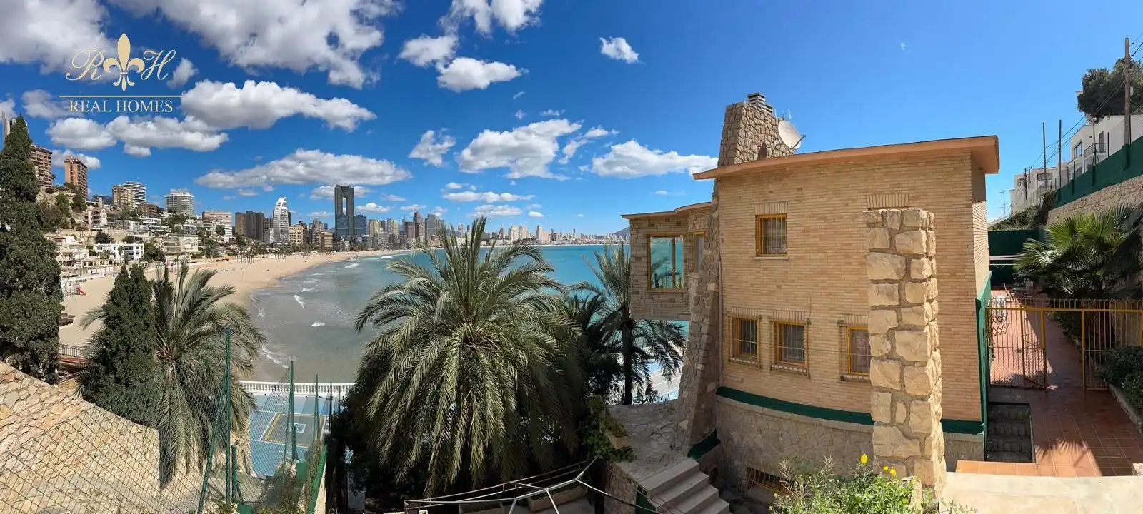Exterior view of Houses for sale in Benidorm  with Air Conditioner and Terrace