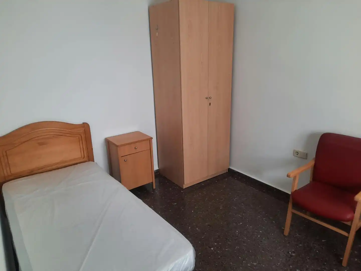Flat with terrace to rent in Feria, imagen 6