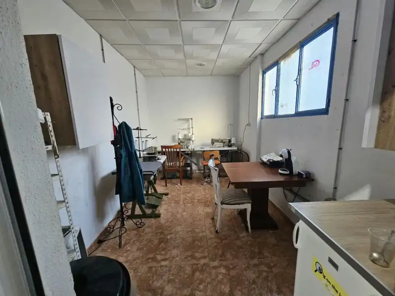 Nave industrial en venta en Navas del Sepillar