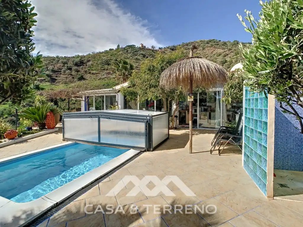 Casa amb piscina en venda a MA-4111, imagen 3