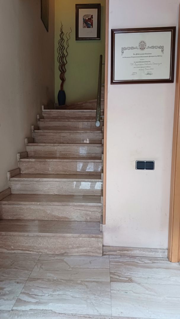 Casa adosada en venda a Carrer Mas, Collblanc